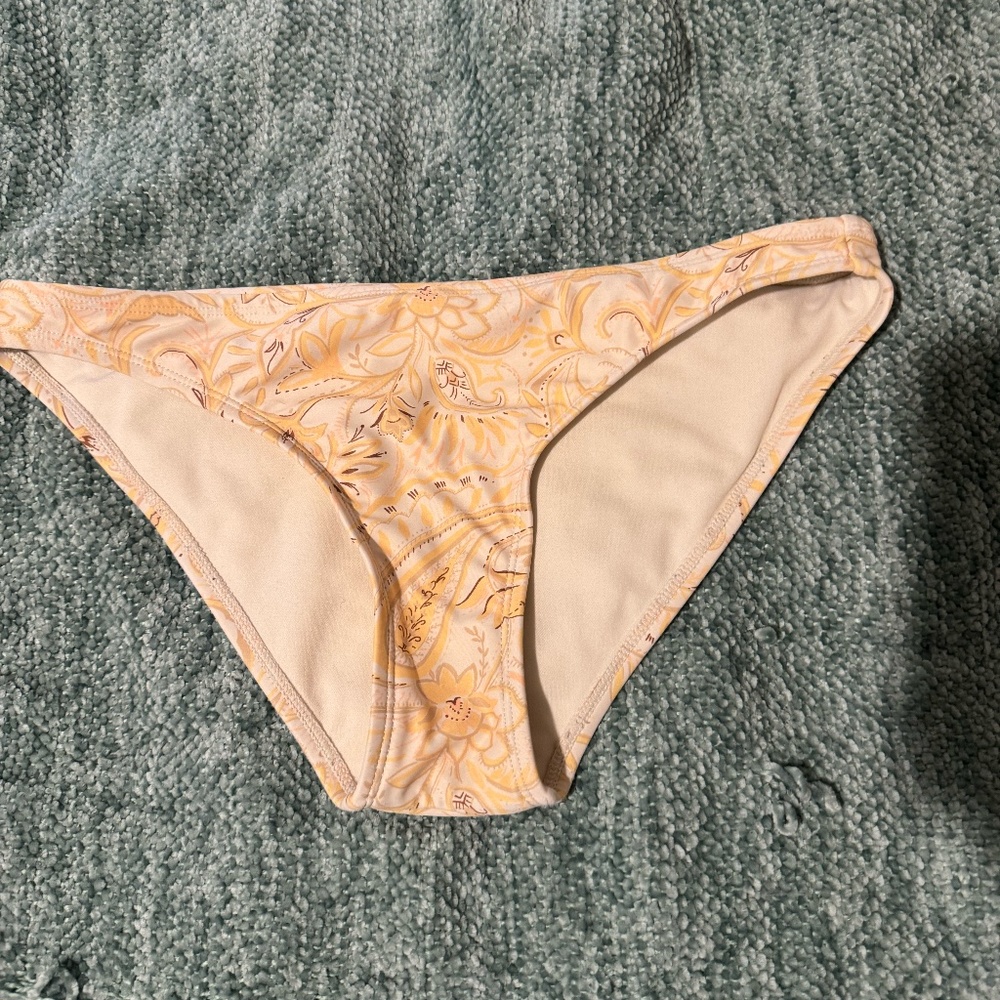 flower detailed design bottoms